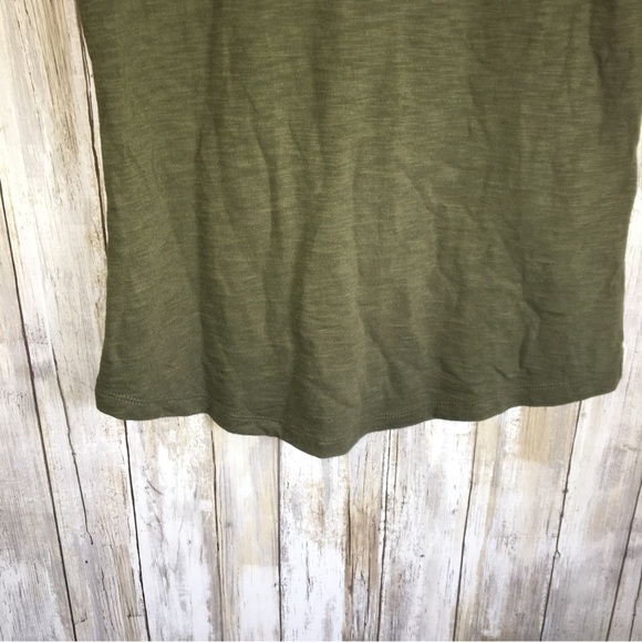 White House Black Market Olive Green Button Shoulder Tee - Picture 3 of 4
